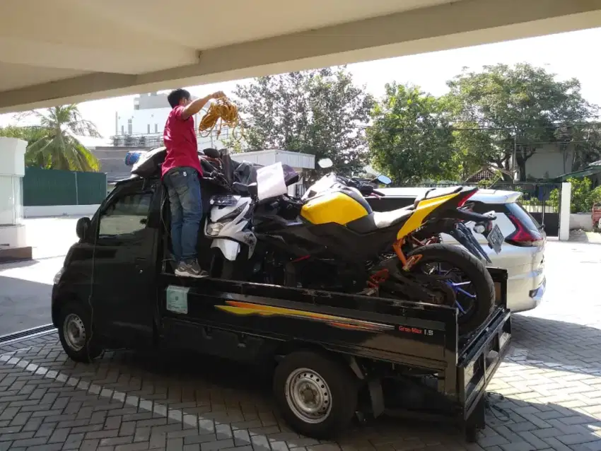 Mobil angkutan barang , pickup losbak pindahan barang