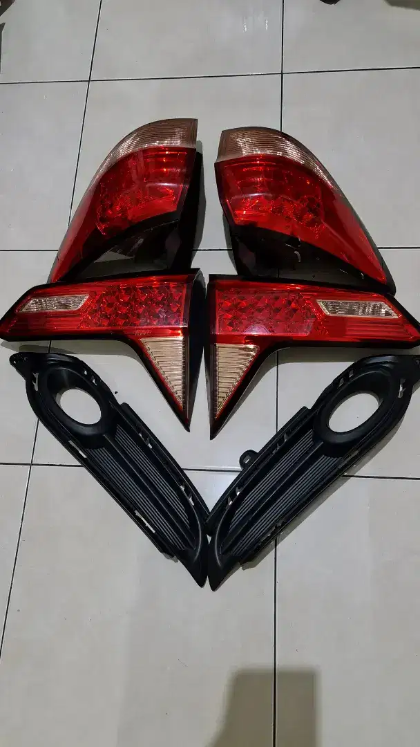 STOPLAMP LAMPU BELAKANG DAN COVER FOGLAMP HONDA HRV 2017