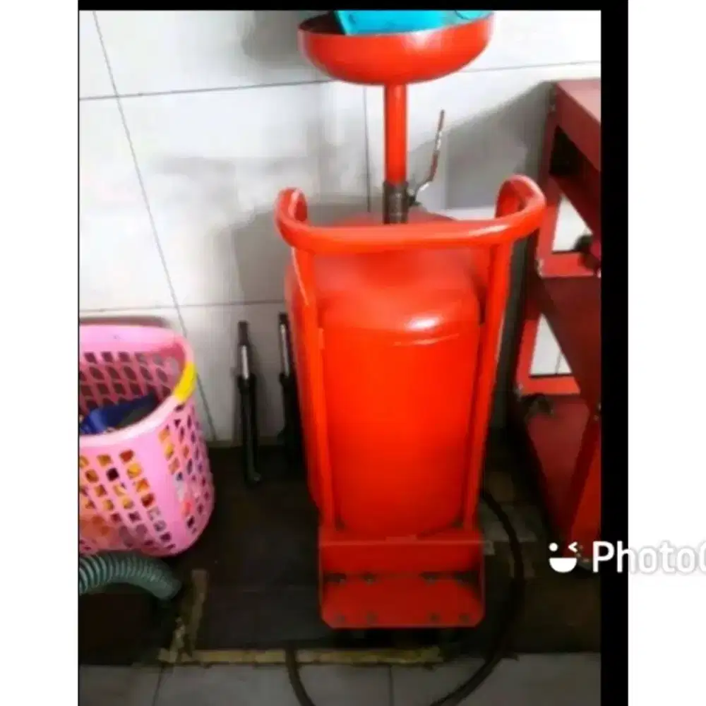 Dijual Oil Sunktion (alat pengetap oli motor).Harga nego