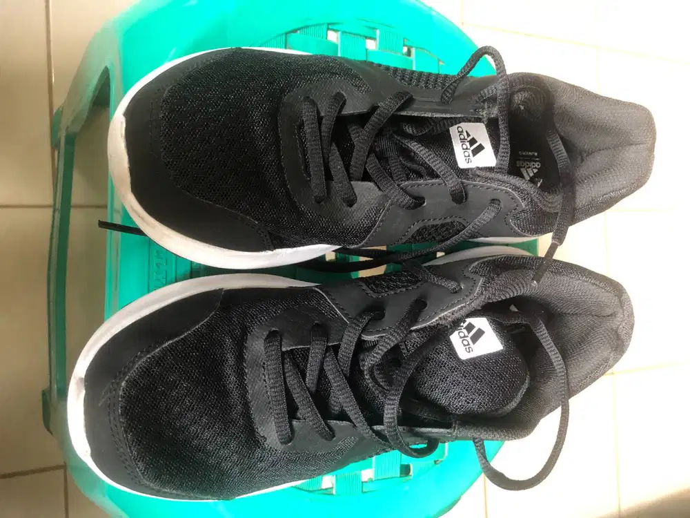 Sepatu Training Wanita Adidas Galactic 2 W Original Mulus