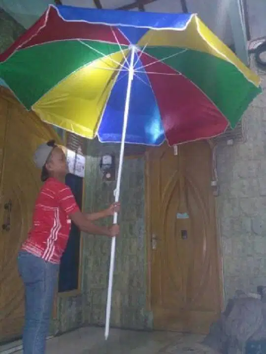 payung plus tiang ukuran 220cm siap pakai