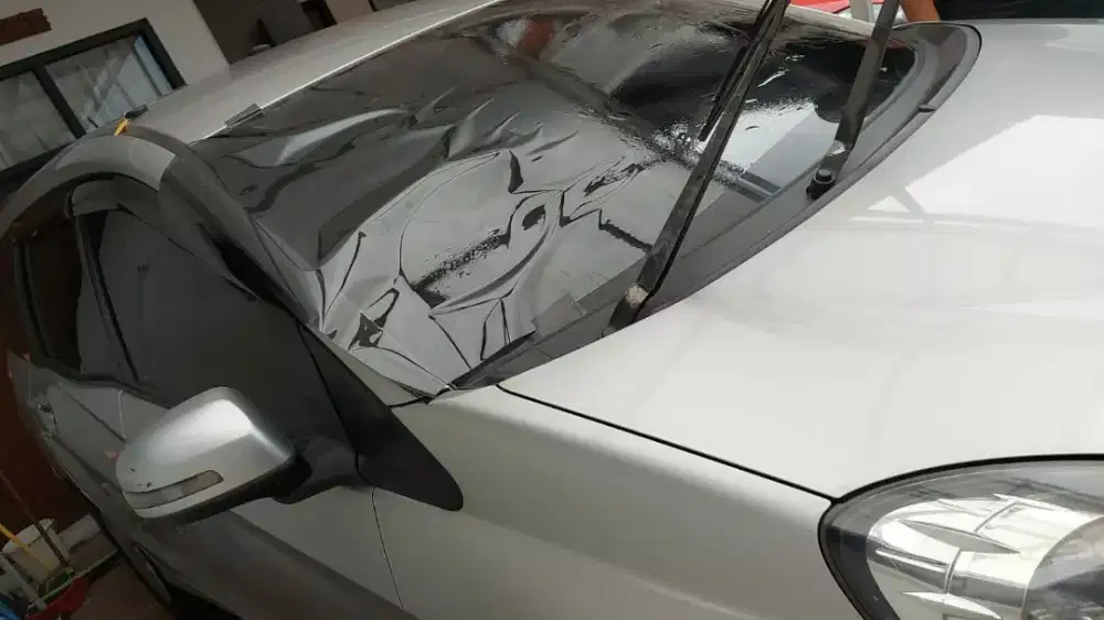 Kaca film mobil tolak panas
