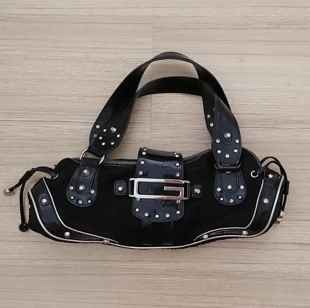 JUAL TAS GUESS ASLI BELI COUNTER TANPA CACAT BUAGUS