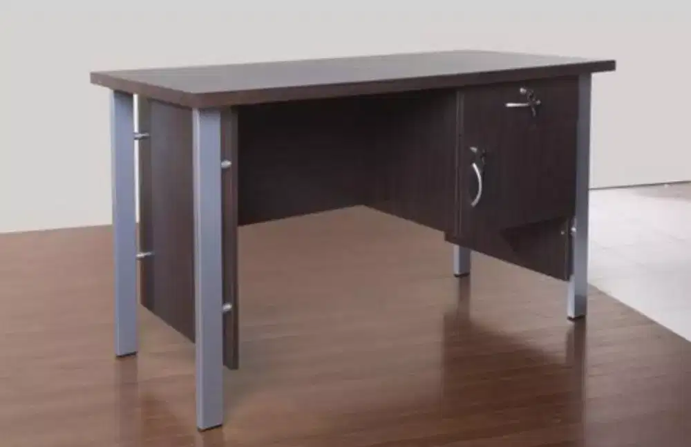 MEJA KANTOR ORBITREND