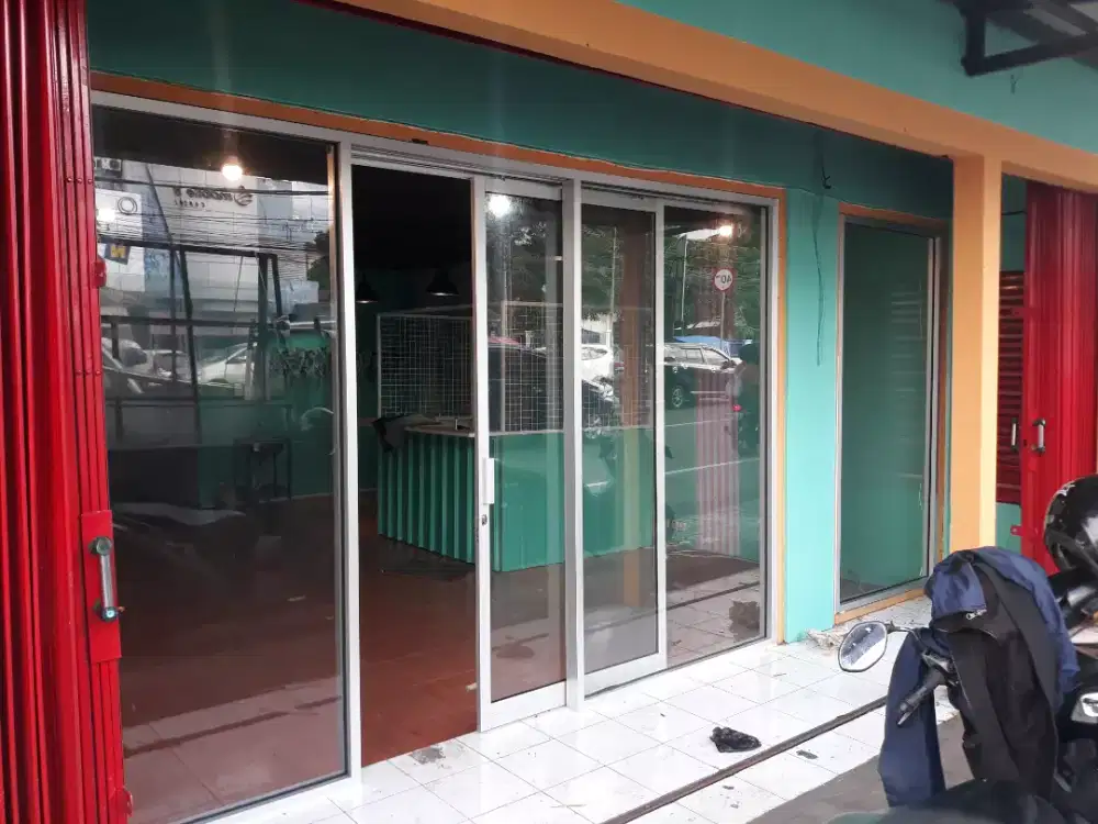 Pintu kaca bening dan rayban murah kondisi baru