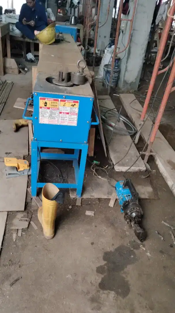 Jual dan sewa alat pemotong dan penekuk besi beton. Bending & Cutting