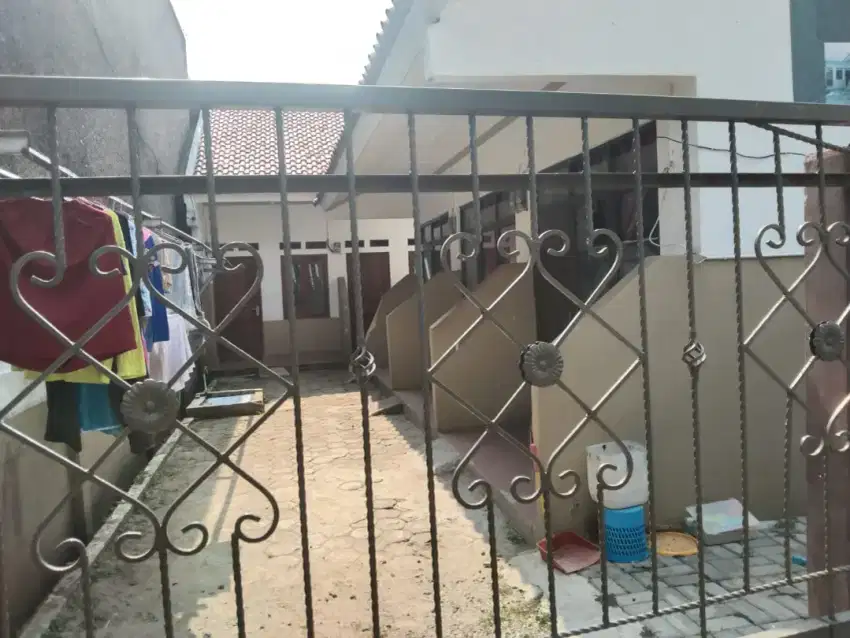 Kontrakan 7 pintu di Keradenan Cibinong Kab.Bogor (Dekat Acropolis)