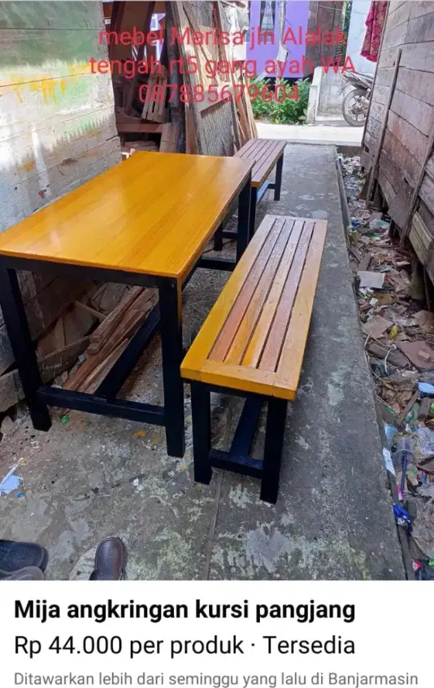 Mija kursi panjang rumah makan