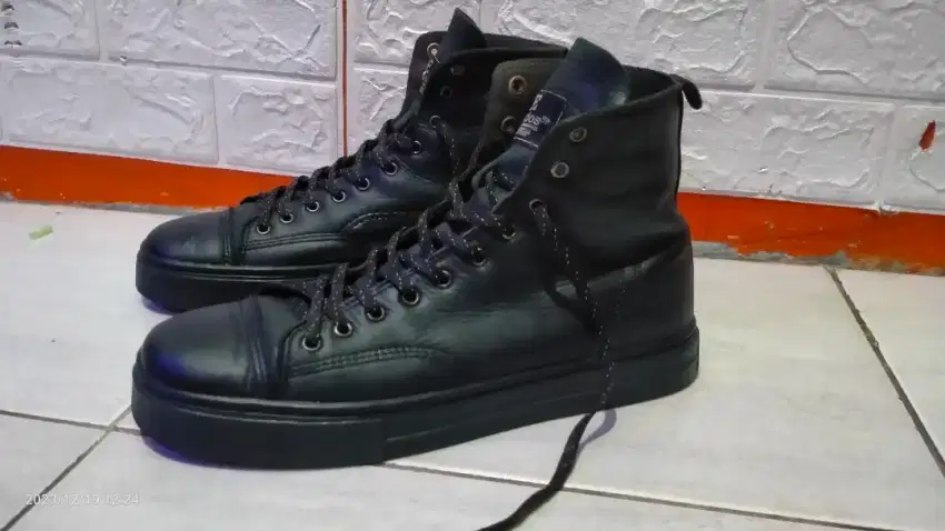 Exodos 57 original full black leather