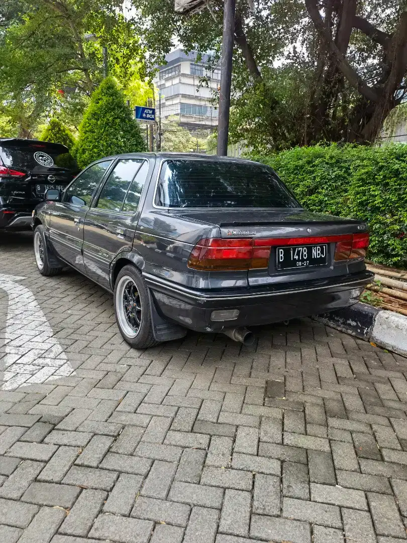 Lancer dangan 1.5 manual banyak Ori