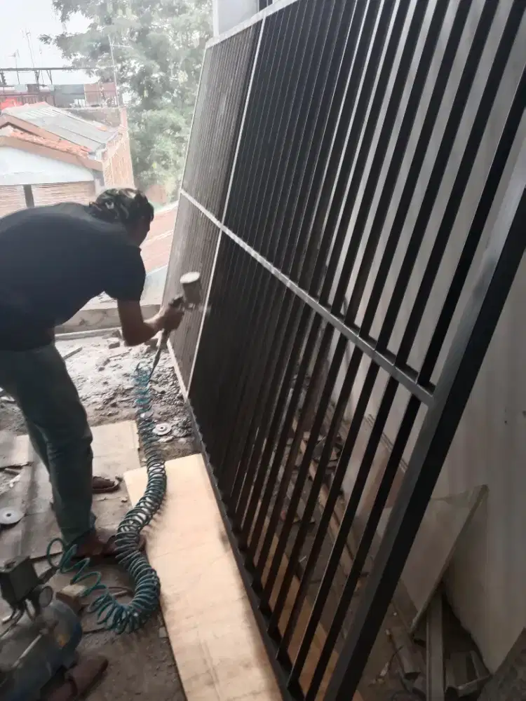 Tukang las panggilan