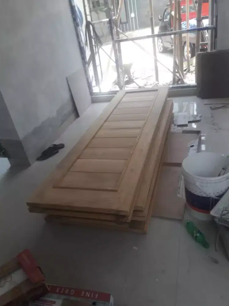Pintu jati mulus baru