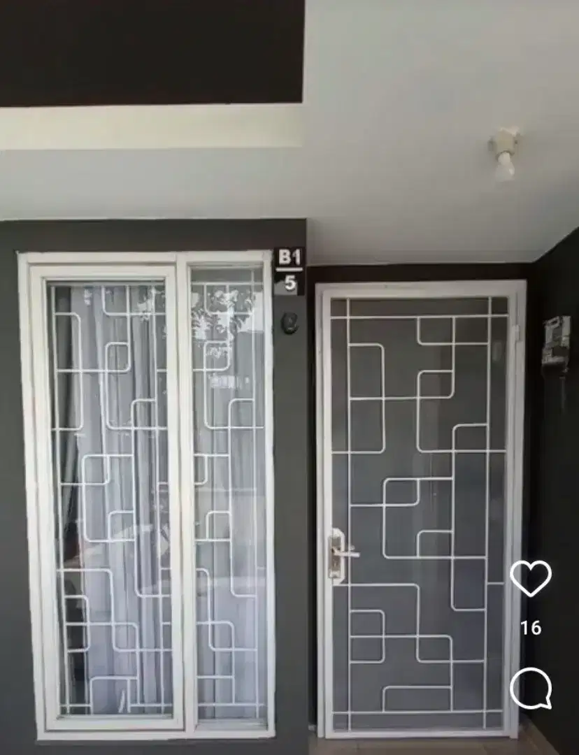 Tralis pintu dobel besi kasa model LM02