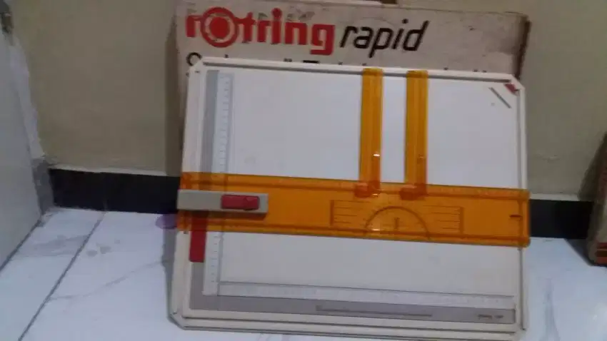 Meja Gambar A3 Rotring Rapid