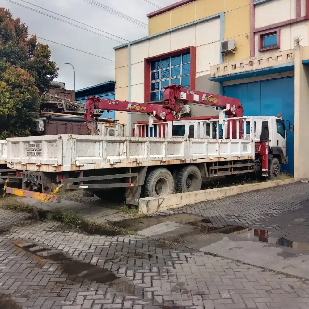 Hiab/TMC Isuzu 2017 crane 8 ton