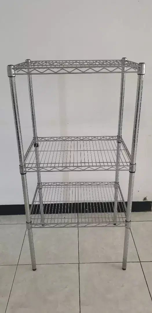 Rak Besi Krisbow 3 tingkat