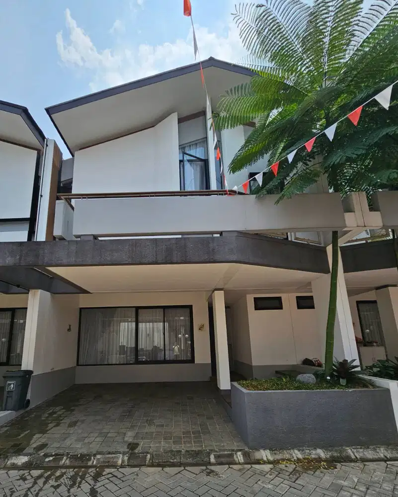 Over Kredit Hummingbird House Serpong