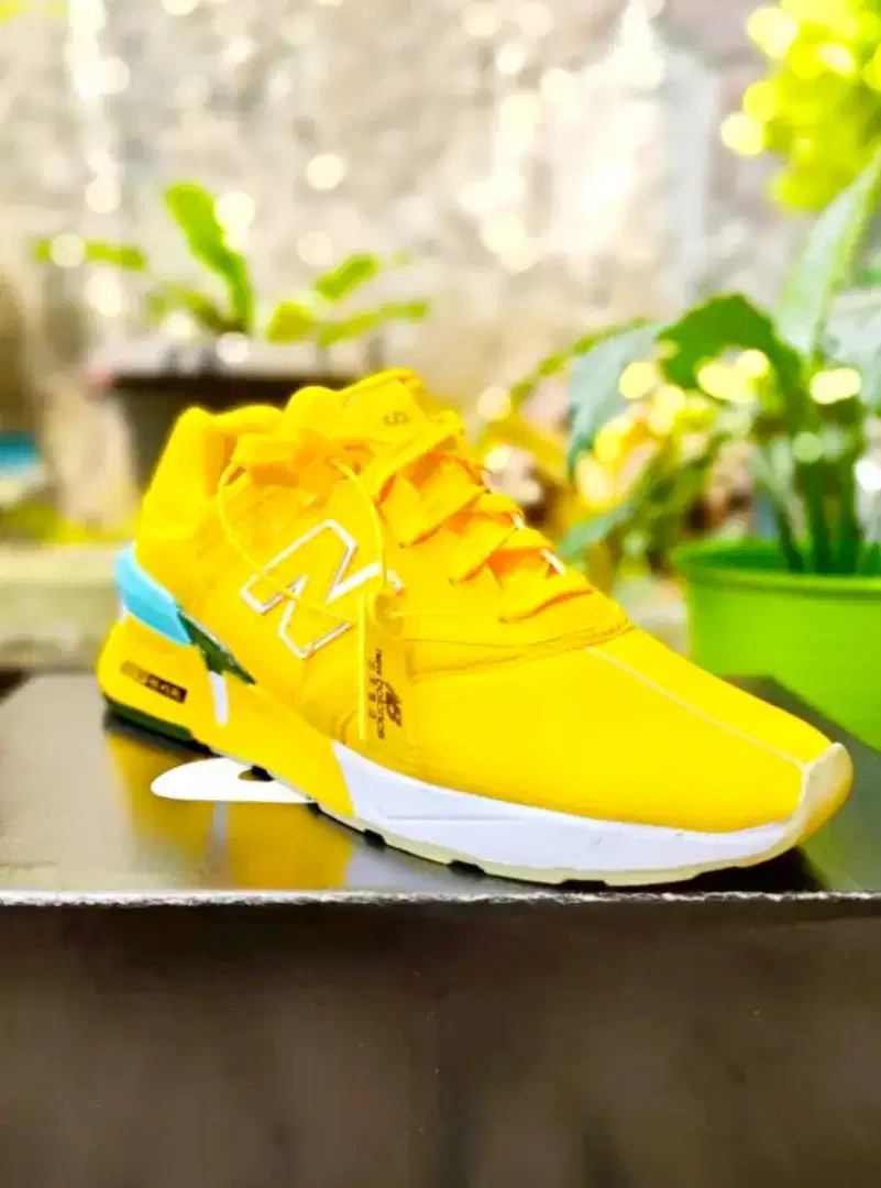 SEPATUUU RUNNING WANITA NB 997