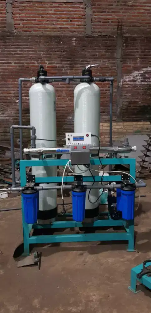 Mesin produksi es batu kristal