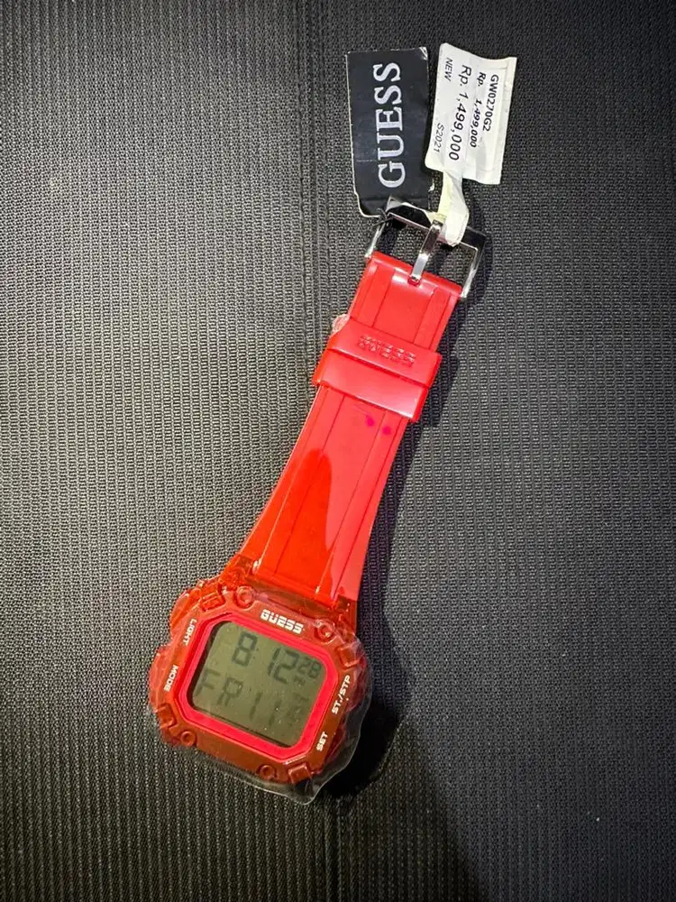 GUESS JAM TANGAN