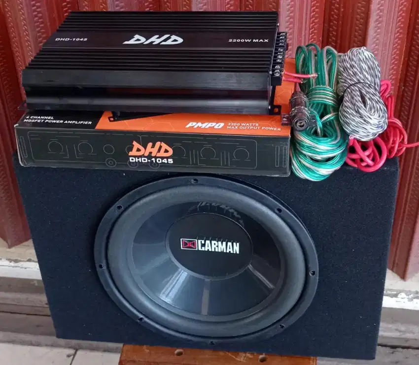 Audio Mobil Subwoofer 12, merk Carman + Power merk DHD + box di dps