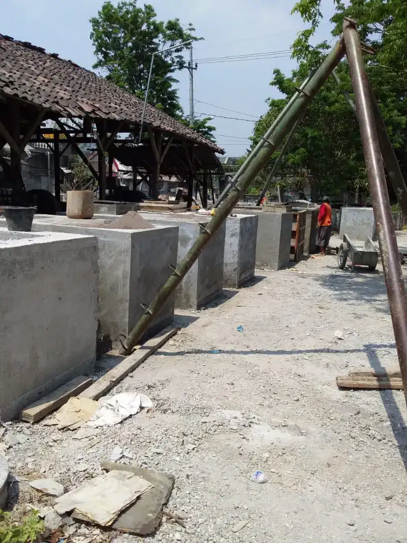 Tandon air dan sapiteng beton cor/tanam