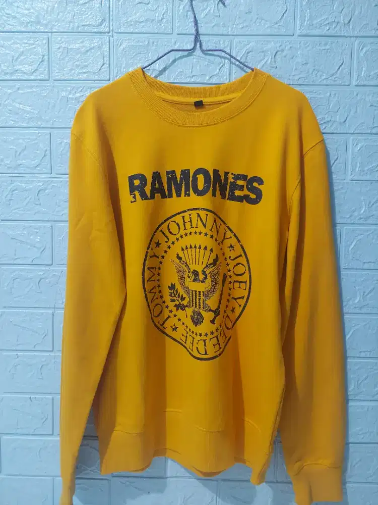 Crew Neck RAMONES