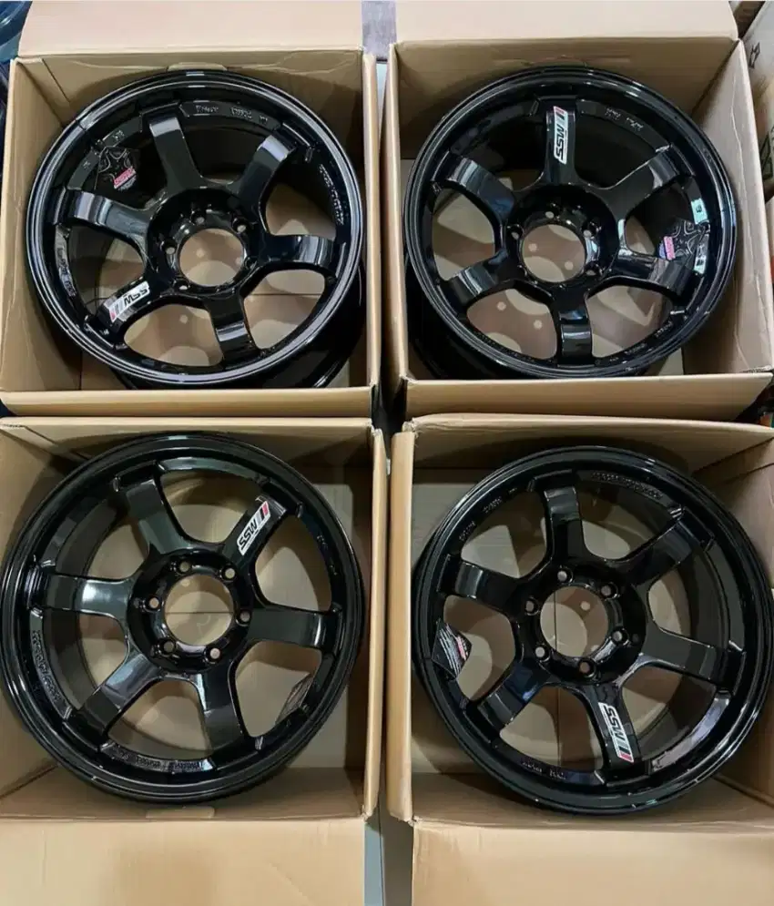 Velg fortuner pajero suv SSW 202 TE37 BLACK GLOSS