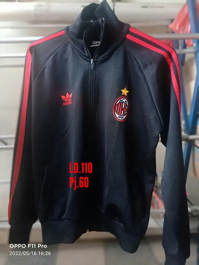 Jaket tractop Adidas Trefoil  AC Milan original
