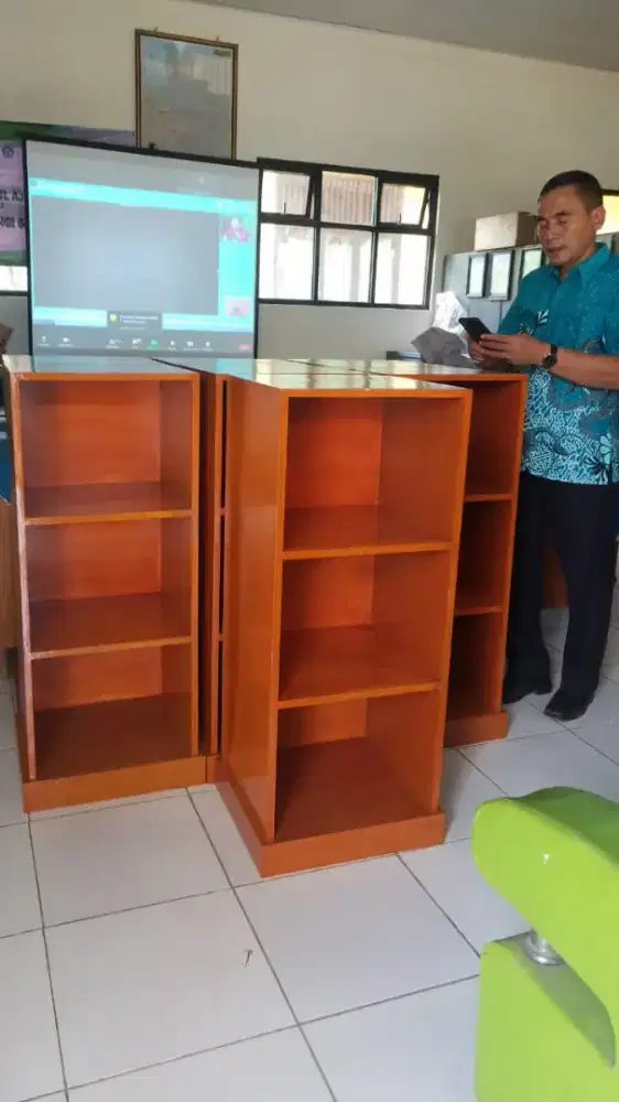 Rak buku kecil/kelas
