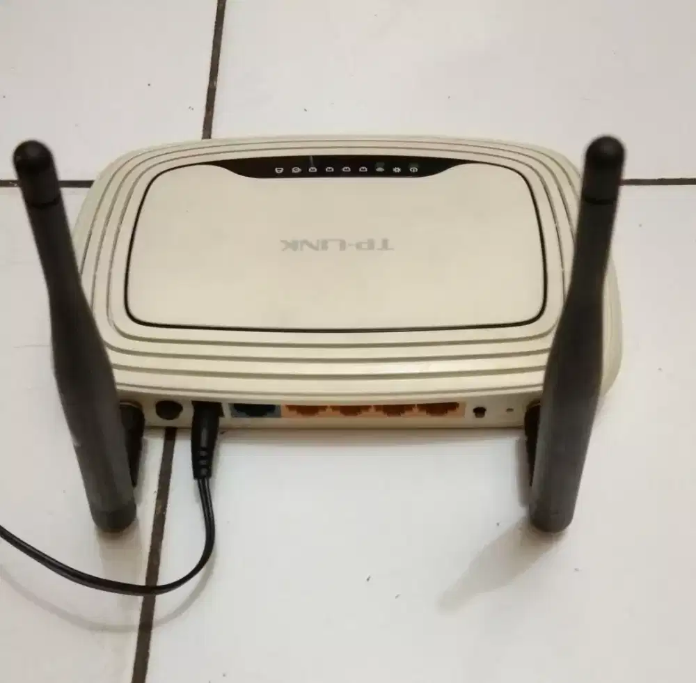 Router TP LINK TL WR 841ND,   300 mbps.