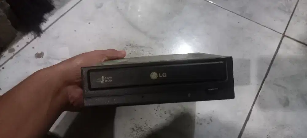 Dvd komputer / pc merek LG