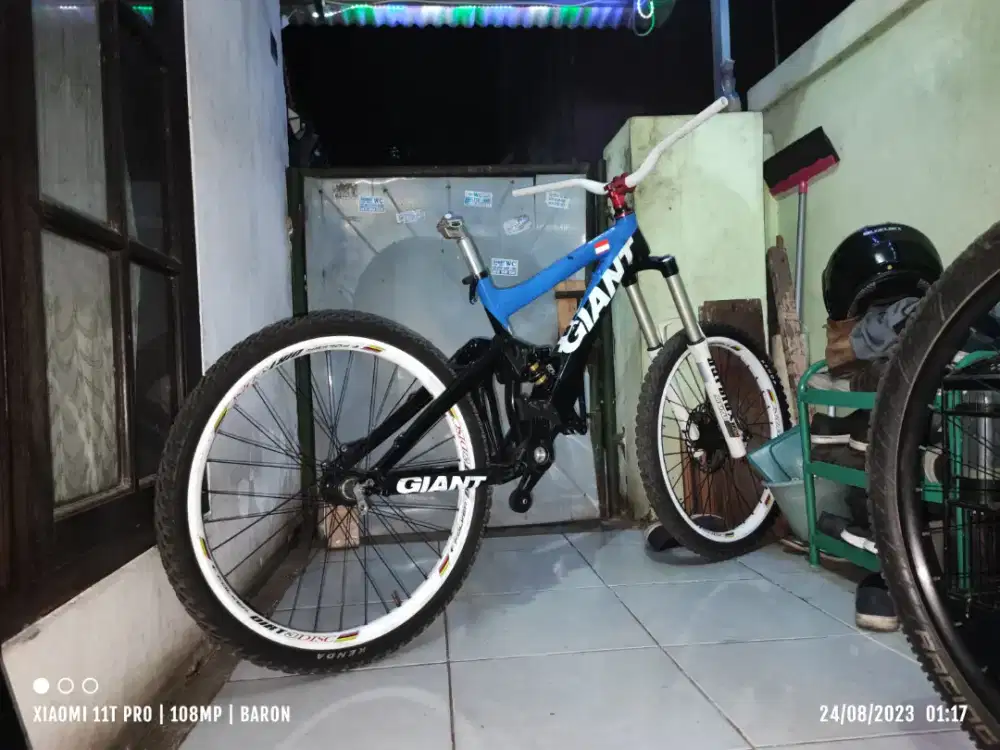 Frame cheap giant fullsus