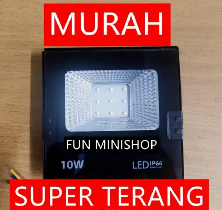 Lampu sorot 10 watt