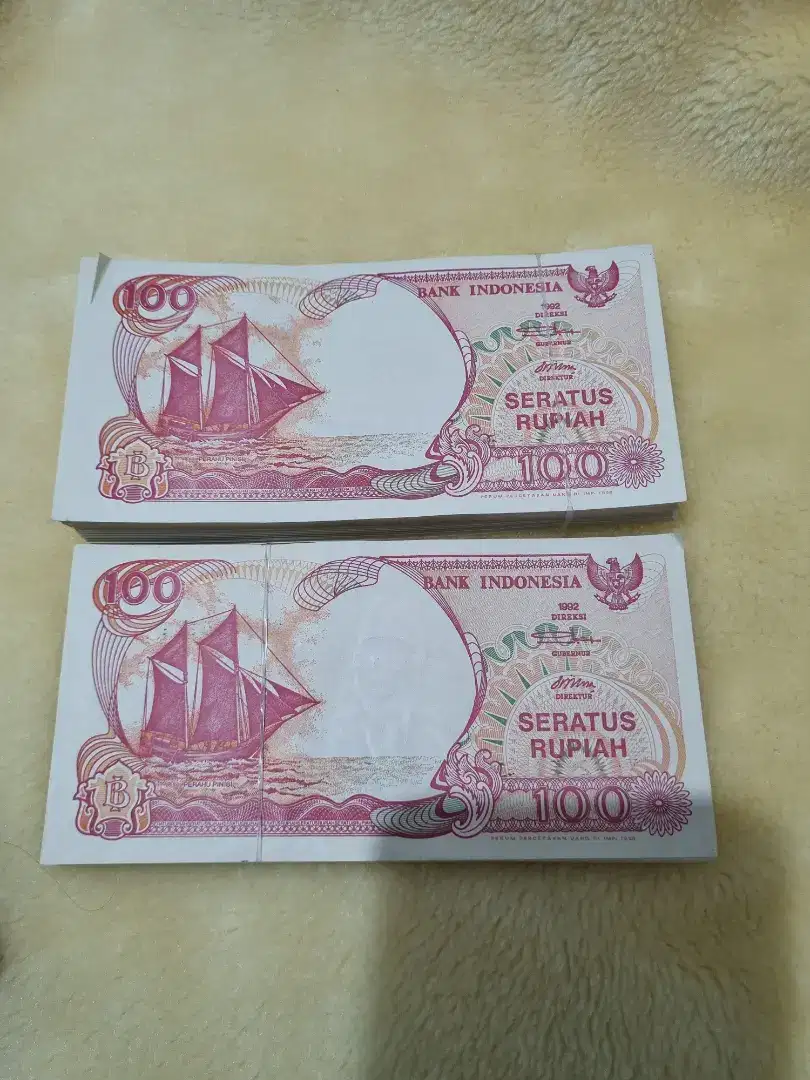 Uang kuno 100 rupiah HARGA PERLEMBAR