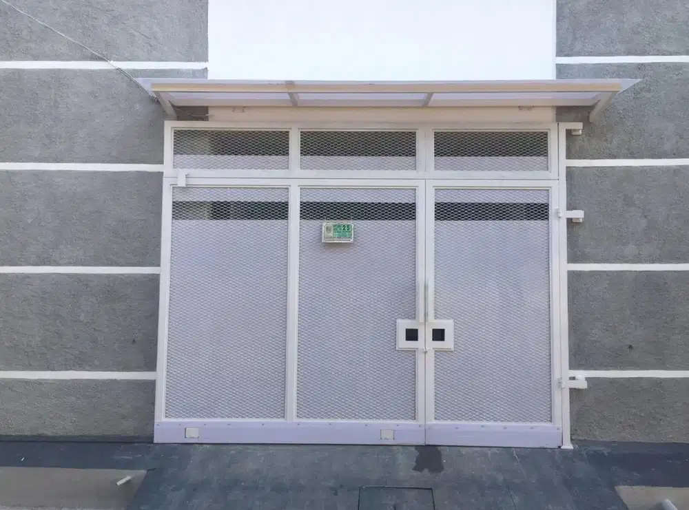 Kost esklusif 80 M dari MCD Jatiwaringin