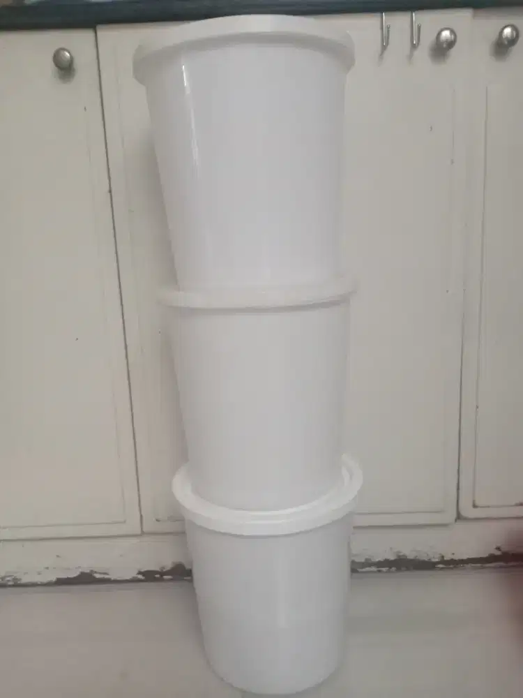 Ember Box Kotak Wadah Bekas ES Krim