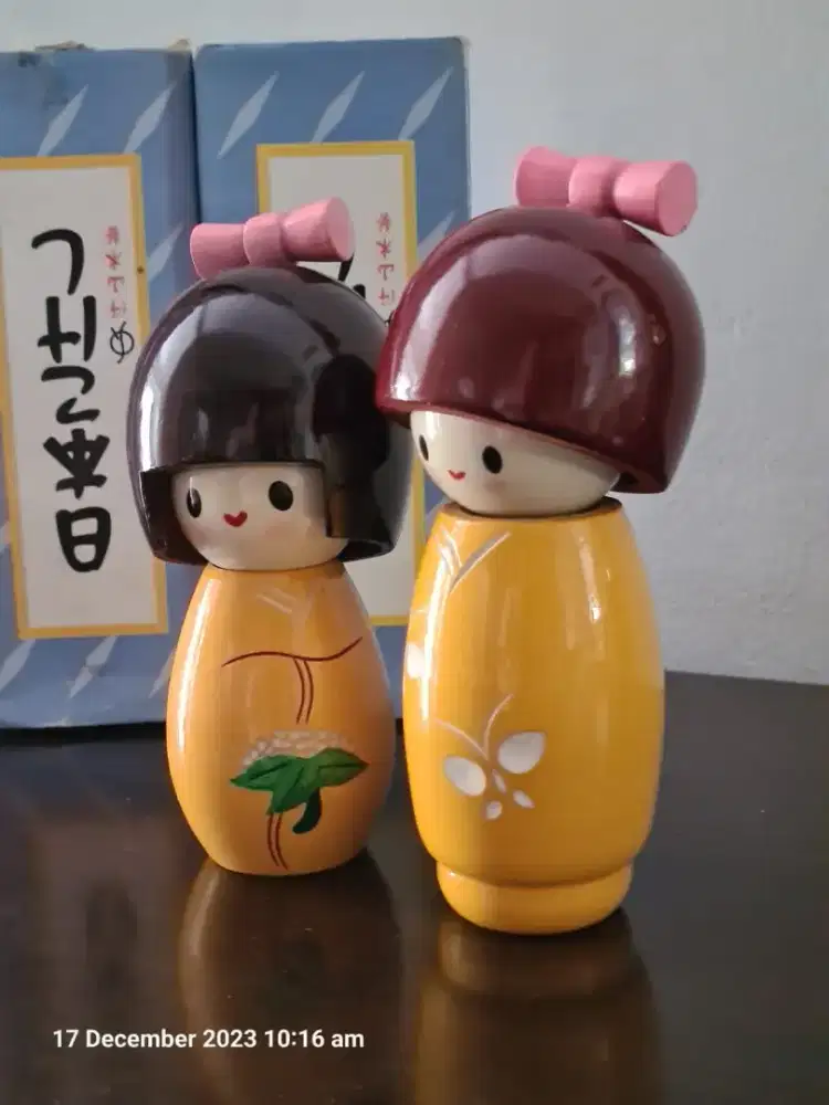 Set Kokeshi Doll