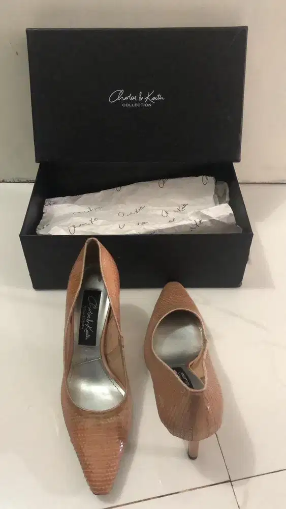 Charles & Keith Collection Edisi Limited Edition