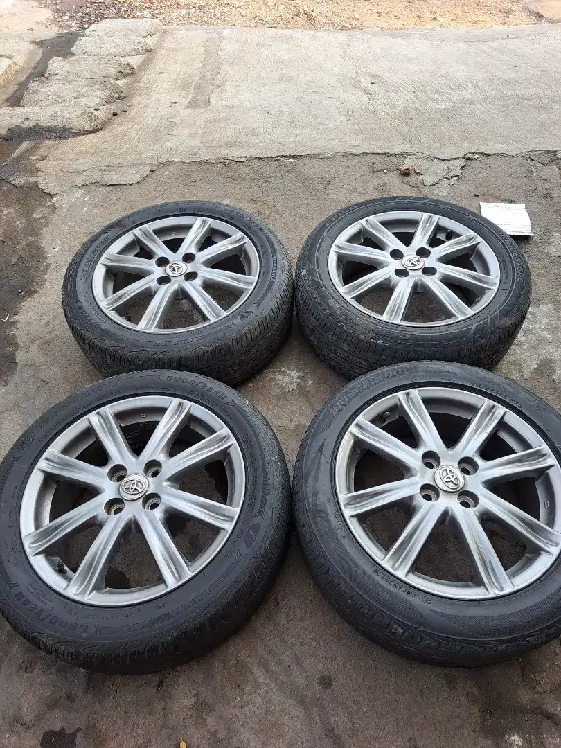 Velg dan ban r16 yaris trd