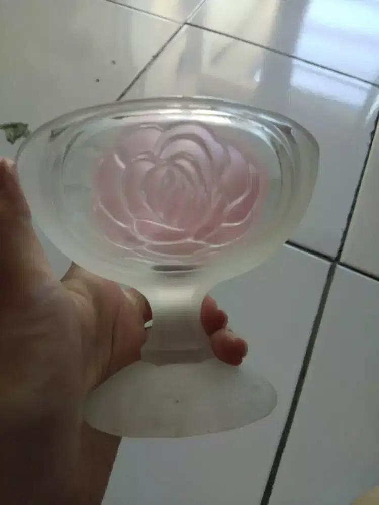 Gelas cawan hiasan t