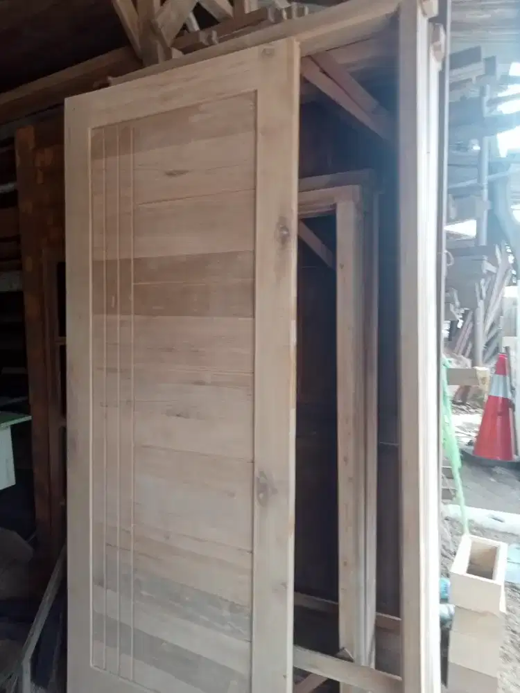 Pintu minimalis murah