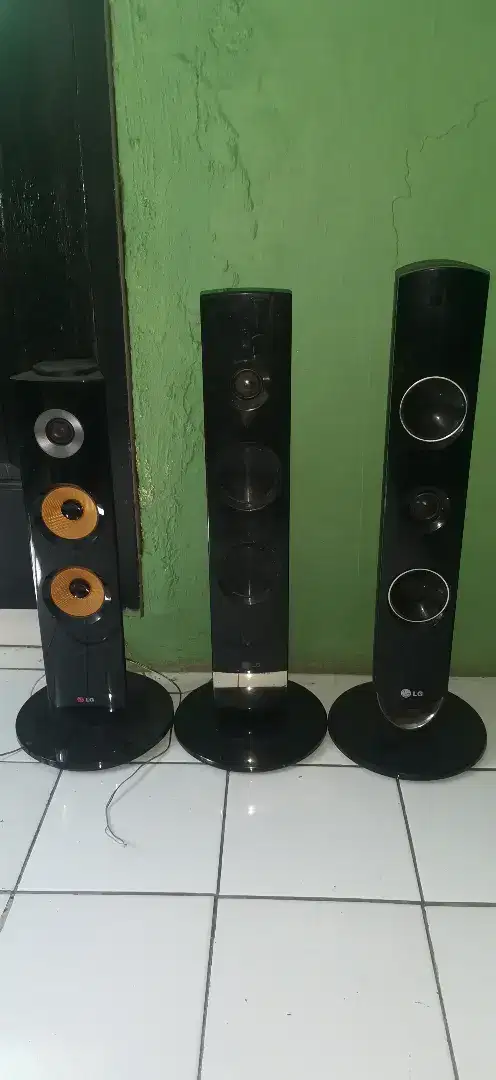 Speaker surround pasif LG