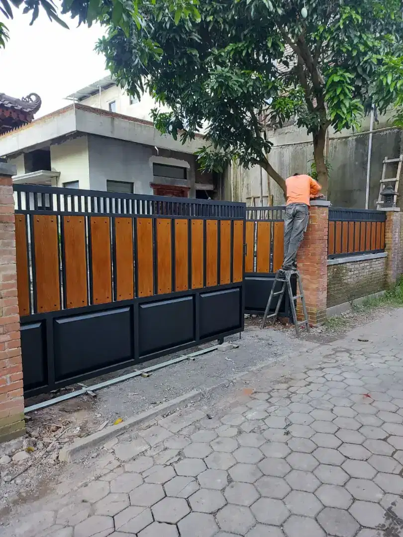 PINTU GERBANG PAPAN GRC