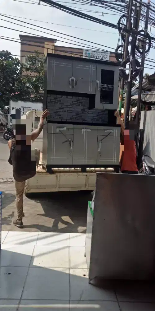 Lemari dapur 3 pintu