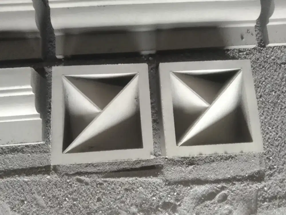 Roster beton minimalis