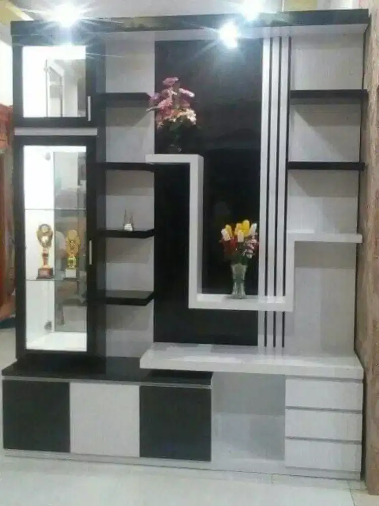 Bedrop pajangan meja tv