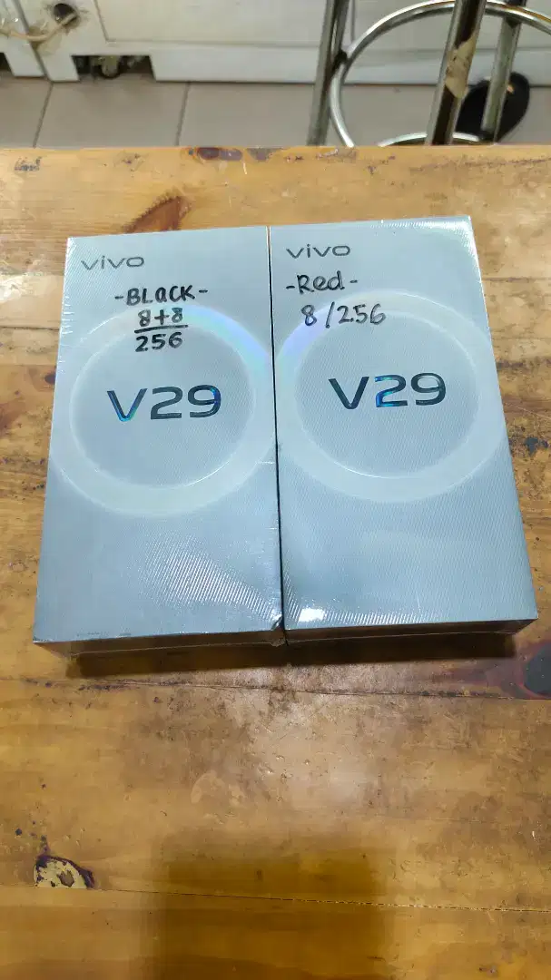 VIVO V29 5G 8/256 BARU