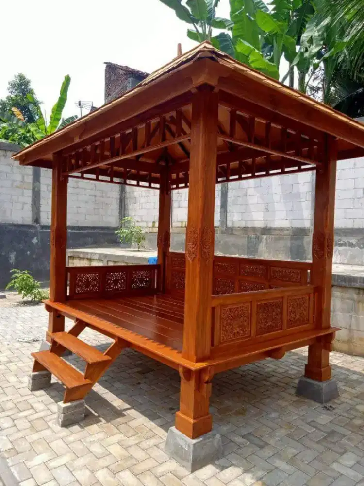 Gasebo bahan kayu jati ukir kontruksi knockdown 2x3m