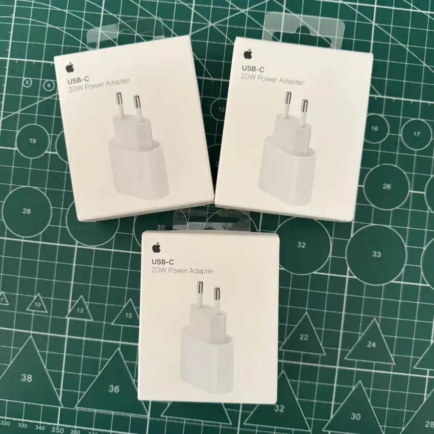 Apple Fast Charging Adapater Usb C 20w Original